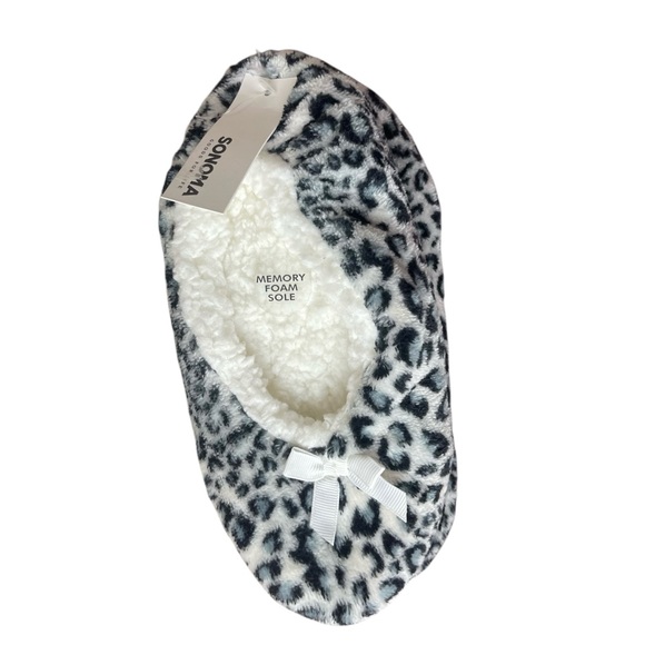 Sonoma Goods For Life Slipper Socks Size SM - Picture 1 of 3
